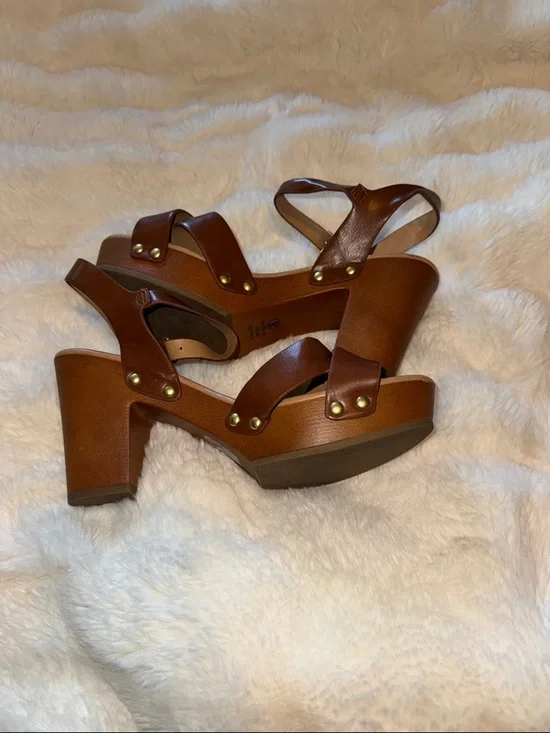 Soda Brown Block Platform Heel - Picture 5 of 6